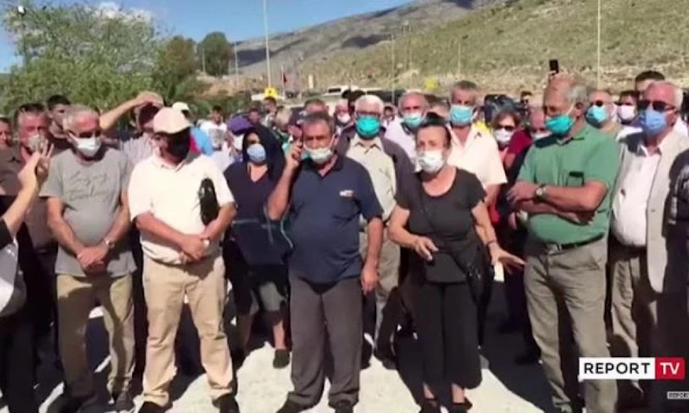 Αλβανία: Έλληνες της μειονότητας διαμαρτυρήθηκαν για τα κλειστά σύνορα